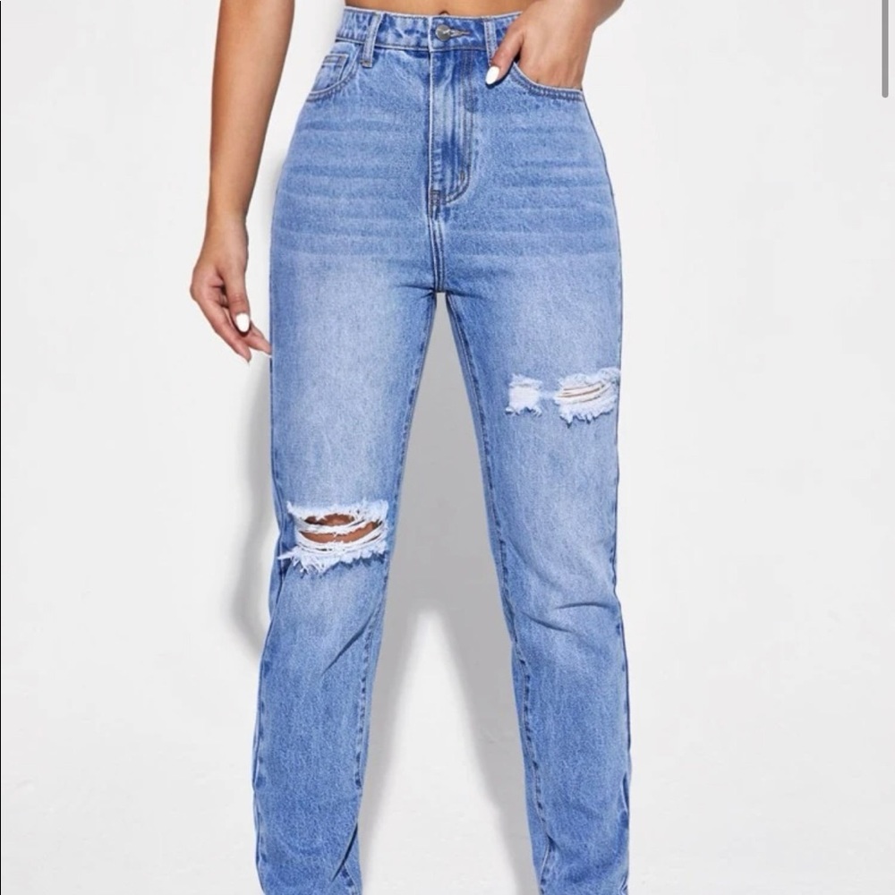 I only tried it on once and yea it’s in perfect condition 👍🏽